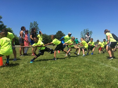 The Brookwood Bobcat students are giving it their best at tug of war!